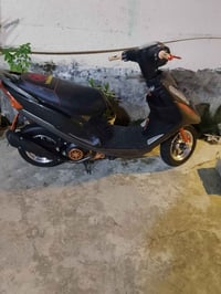 35 ورقه دراجه للبيع شغاله بالغيمه مفتوح بيها 07777662360