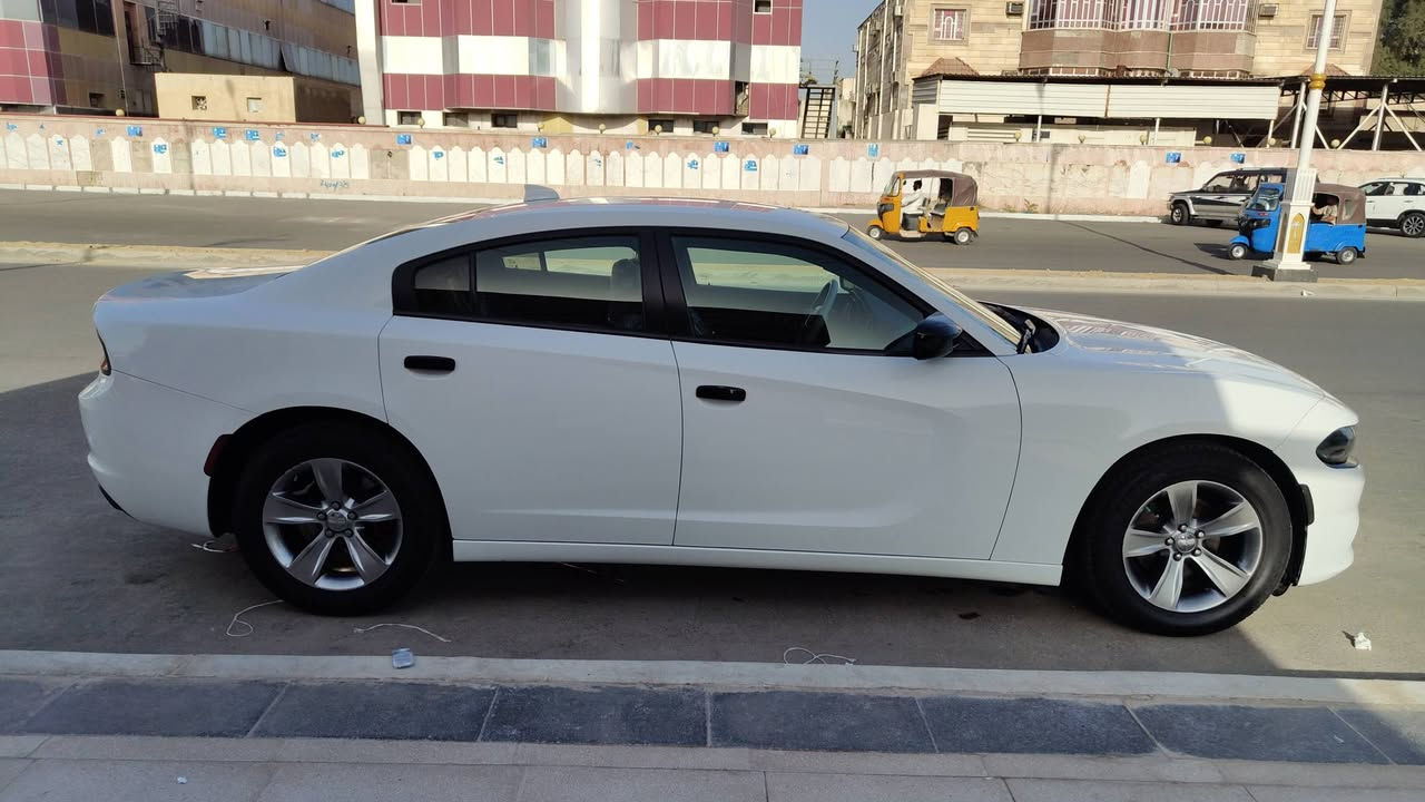 السلام عليكم
للبيع بدون مراوس
جارجر SXT 2017 أصل  3600
رقم دهوك بأسمي هزه وسنويه جديده
ماشيه 130 الف
السياره كفاله
شاشه جبيره وكامره وحساسات خلفيه
كشنات مخمل كهرباء وتدفئه تبريد
مكان السيارة ميسان العماره
السعر 225
***********

