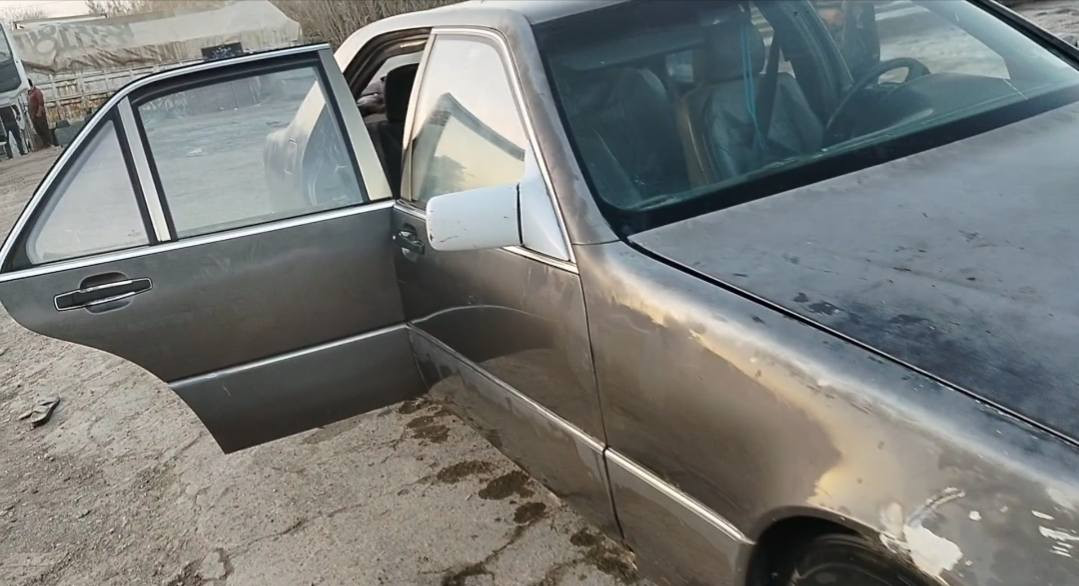 مارسدس رقم ذي قار مشروع وطني موديل 91
سيارة بلادية شركة ومكينة وكير مال حاوية ففتي

سعر 20 قفل  المو شراي لايتصل 

‏‪0783 750 3499‬‏

***********
