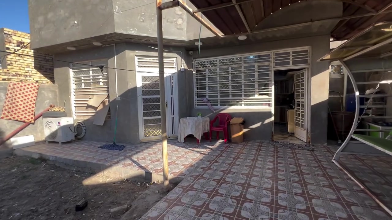 بسم الله الرحمن الرحيم
دار ٢٧٥ متر. بناء حديث طابوك ب٨٥ مليون بي مجال 

تابع الفيديو تفاصيل واضحه 

طابو زراعي سند ٢٥ 

موقعه بكرلي حي فنانين قرب قاضي حيدر 

مكتب عقار الذهب الابيض في البكرلي بأداره ابو ليث الدليمي. ***********
