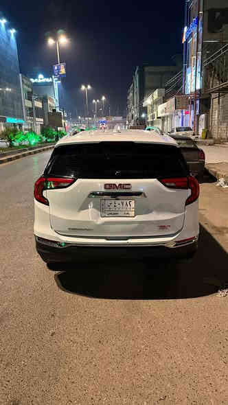 السلام عليكم GMC Terrain
جي ام سي تيران ( SLT) 

موديل :2021 

اللوان : أبيض 

عدد المسافه : 102 ألف KM

حجم المحرك : 1.5L TURBO

ملاحضه ضرر السياره : جاملغ امامي مع جاملغ خلفي صفحه اليمنه الي عكس السائق 

الرقم / بغداد 

فول مواصفات عد الفتحه 

بصمه أبواب 

بصمة تشغيل 

تشغيل عن بعد (Remote Start)

شحن واير ليس 

شاشه كبير لمس 

سستم سماعات (Bose)

كأمره خلفيه 360: درجه 

هاند بريك بصمه 

اتو هولد (Auto Hold)

مكان لسياره محافظه ميسان 

رقم الهاتف ؛ ***********

السعر 155 $ 

وبيها مجال بسيط
