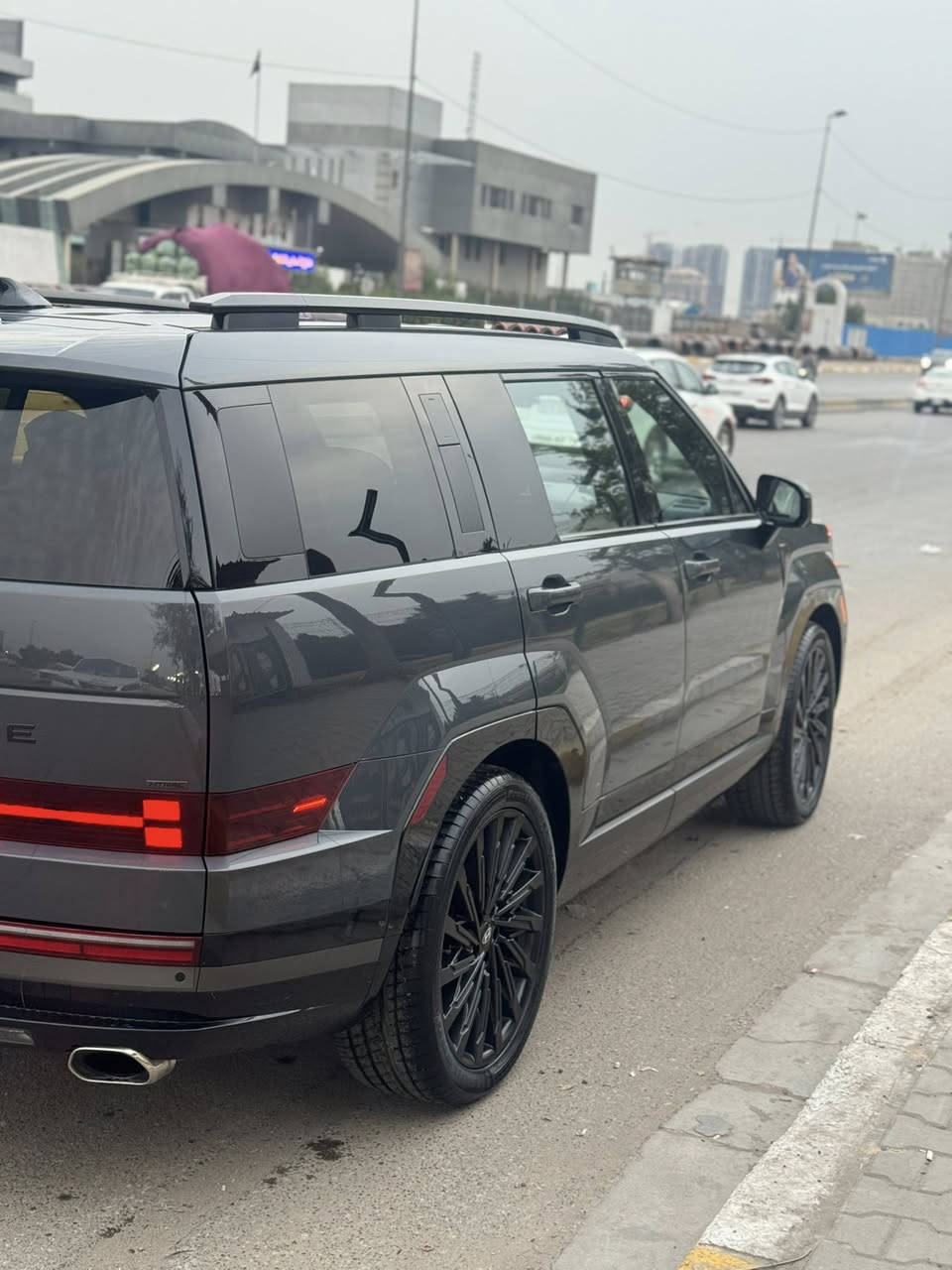 سلام عليكم سنتافي 2025 رقم مميز زيرو ماشيه 2000 وارد امريكي فول مواصفات ١/١  اعلى مواصفات حادثهه بارد بلجاملغ وطرف لبنيد بدون صبغ مكينه ٢٥٠٠ تيربو مكاني بغداد حي اور سعرهه ٢٤٧  ***********
