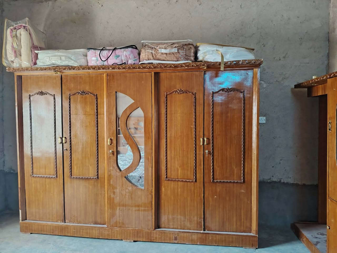غرفة مستعمل بيع مستعجل
السعر 500 بي مجال 
العنوان الحديثه حي العسكري 
اي استفسار راسل خاص


**إذا كنت صاحب هذا الإعلان وتريد حذفه لأي سبب، رجاءا أرسل رسالة إلى الدعم الفني**