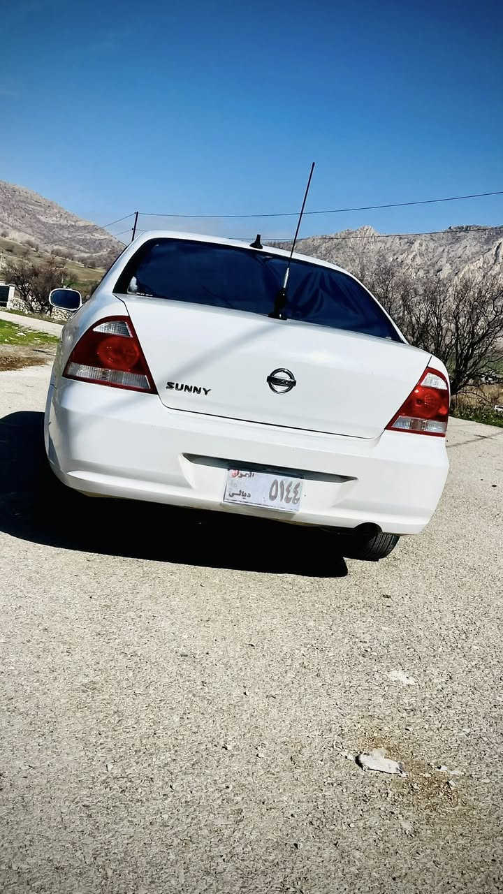 سەرەتا بەناوی خوای گەورە
سەنی کۆری بۆ فرۆشتن
گێڕ عادی 
بڕاوەیە
سپی بەفری
دوو جام کارەبا
چوار تایە  ویلی عادی لەژێرە
کامل موکەبەرەکانی jbl
 بێ بۆیاخ
تەبرید سارد و گەرم 
ناوزەرد
بێ دەعم و لێدراوی
بێ کەڤەر گۆراو 
مەکینە 16 
قەباخ سپی
گشت گیانی بەشەرت 
شوێن سلێمانی
سعری 51مەعامەلە 

Zh.***********
وەتسئەپ و ڤایبەری لەسەرە
