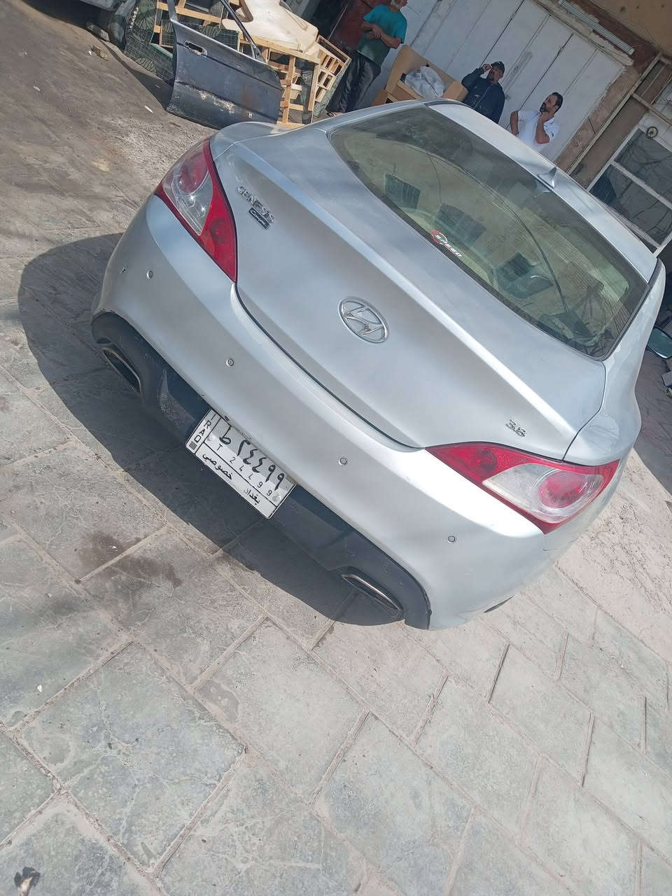 السلام عليكم البيع نوع جنسس موديل ١٣ مكينه وكير بل جيس صدرها جديد تخم تايرات جداد سياره موضح بل سياره كفاله ليبل واحد فقط صبغ جاملغ الأيمن تبريد وياه السويج مكينه سته سلندر سعر ٧٠ وبيها مجال مكان بغداد تقاطع درويش ***********
