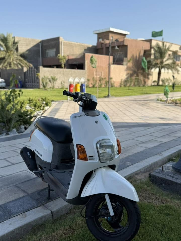 سلام عليكم للبيع درجه بوليسي رمبه على أيدي كفاله عامه كابريته الدرجه بلكارتون مابيها نقص السعر 1240 العنون المعقل رقم الهاتف ***********
