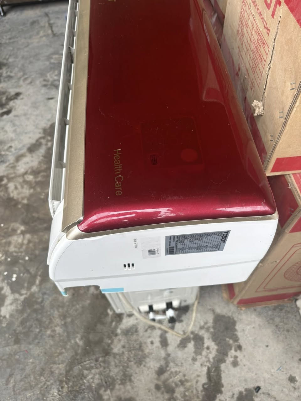 سلام عليكم
سبلت توسوت ٢ طن حاربارد
نظيف جدا بلادي ممصلح
غازه مقفل R-22
كامل ملحقاته بدون نقص 
ظمان 15 يوم 
السعر ٤٥٠ الف
بغداد حي الجامعه
***********
