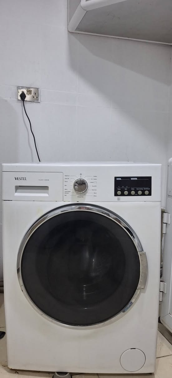 غسالة فيستل ٨ كيلو ١٤٠٠ دورة للبيع بسعر مناسب للتواصل خاص شرط شغالة


**إذا كنت صاحب هذا الإعلان وتريد حذفه لأي سبب، رجاءا أرسل رسالة إلى الدعم الفني**