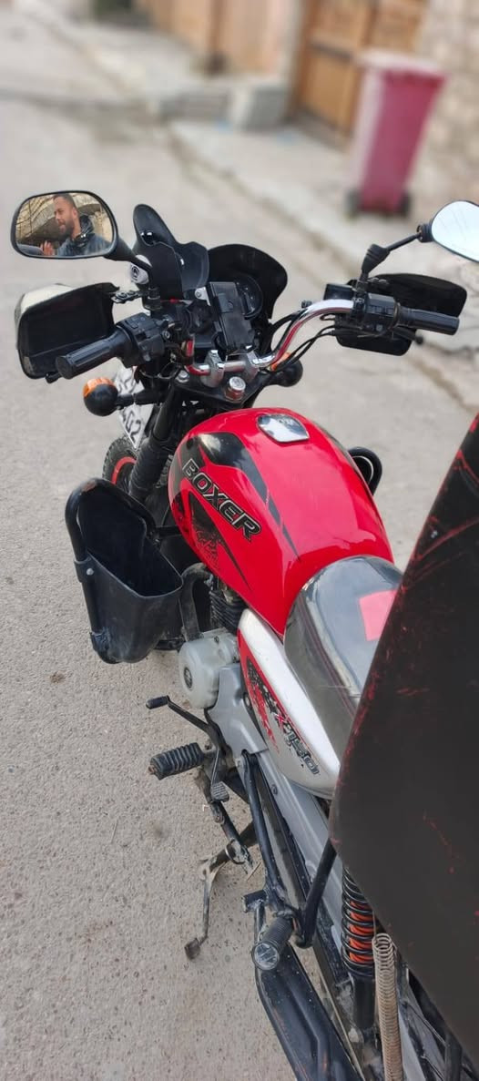 سلام عليكم بوكسر موديل23 مسجله 22 ماشيه 11 الف حقيقي مشتغله سبوع دلفري فقط دراجه مكفول كفاله عامه تحويل ثاني يوم مشروع وطني بأسمي مكاني بغداد الحسينيه ***********
