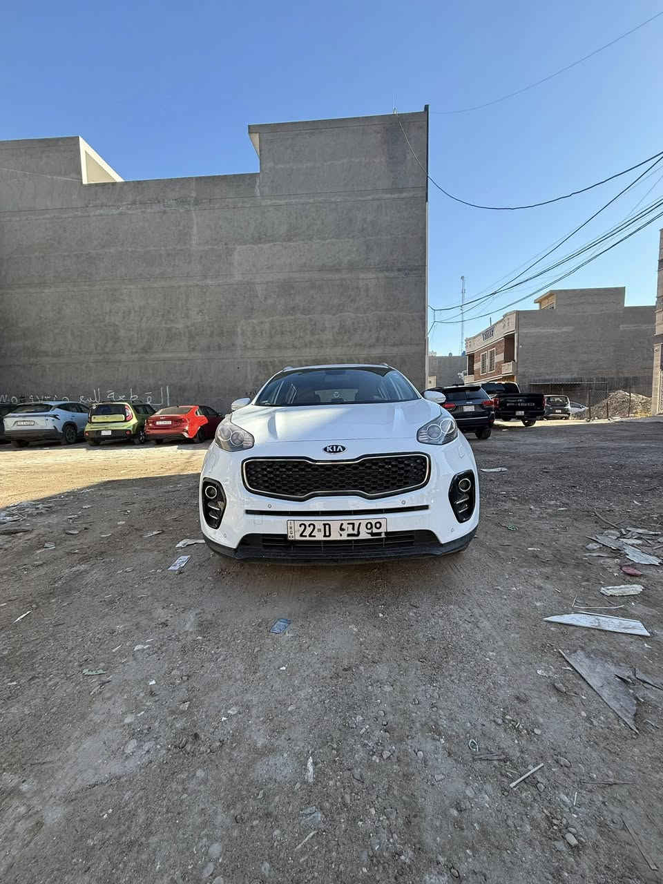 سبورتج 2018 خليجي
ماشيه 106 الف كيلومتر
محرك 2000 دوش
رقم اربيل باسمي
هزه جديده قبل كم يوم سويتها
بيها بنيد مصبوغ اثر طابوكه واكعه عليه بدون اي ضرر داخلي فقط البنيد تضرر وتبدل ونصبغ وعندي صوره الضرر
وبارد كلش بسيط بالصندوك ماشره عليه بالاحمر
كير ومحرك مكفول
داخل عسلي
اشاير بالمري
السياره نظيفه 
السعر 177 ورقه وبيها مجال بسيط 
مكان السيارة بغداد السيديه
الرقم ***********
