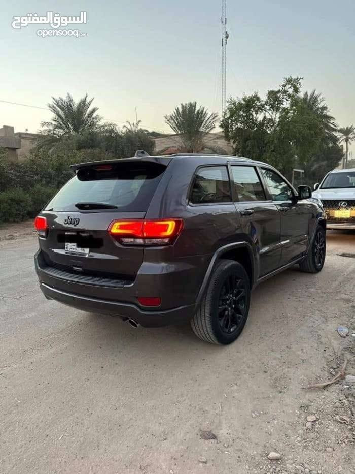 سياره جيب بلاك توب 2020
سياره حادث مبين بل صور سياره صبغ حزام 

محرك 6v 
3600

سياره موصفات 
اوتو بارك 
كشنات اماميه تحكم كهرباء تدفئه وكذالك الاستيرين تدفئه
نظام التوقف الذكي اذا احد وراك
اوتو بارك
نظام الاسبورت 
حساسات 360
كامره خلفيه 
بنراما نص 
صندوك كهرباء 
رادار امامي
وبعد هواي 

السياره ما تتفوت ونظيفه اي استفسار الرقم ***********
السعر 200 ورقه
