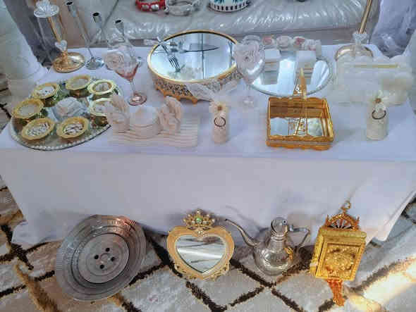 قضاء الحي
يدللون اهالي الحي 

مجمع عباس مندوب لتزين سيارات لاعراس والكوشات والجوادر 

العنوان 
ذي قار 
قضاء الفجر 
شارع الشطري 
***********
