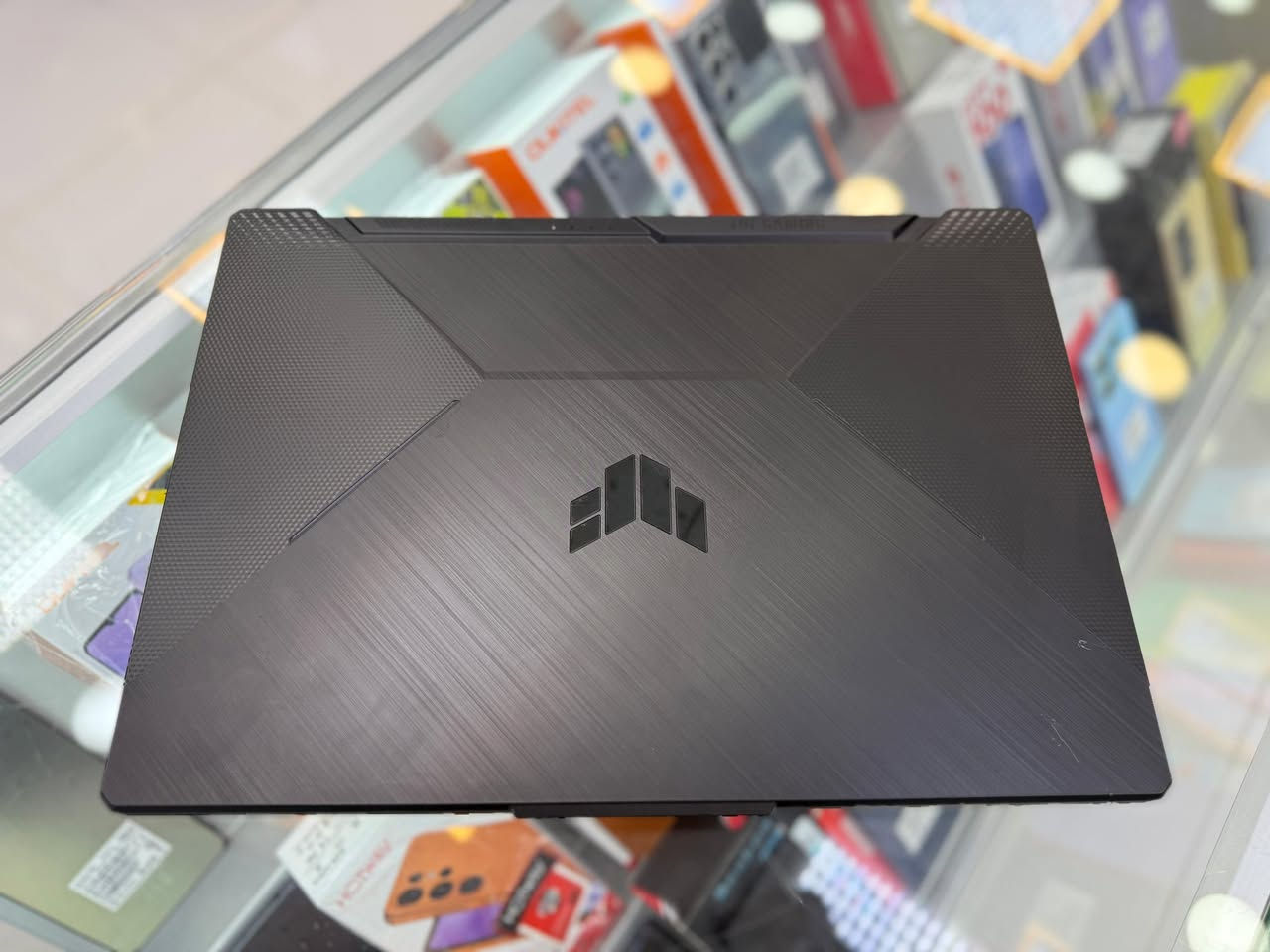 سلام عليكم
لابتوب للبيع ASUS
الجهاز جديد مشحون مرتين فقط
 
• المعالج : رايزن 7 (Ryzen 7)
• الذاكرة العشوائية : 8 جيجا (8GB).
• الهارد : 512 جيجا (512GB SSD).
• كرت الشاشة (GPU): RTX 2050.

 نجف شارع الغدير مقابيل كلية الادارة والاقتصاد (شركة العربية)
***********
