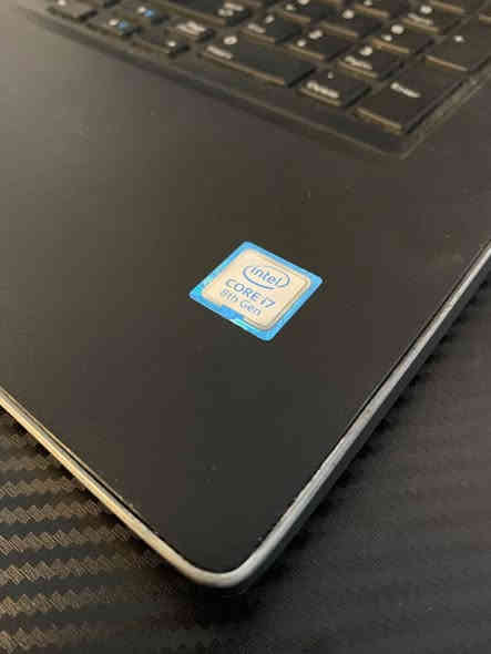 راح تشغل كل الي يعجبك...
راح تشغل كل الي يعجبك...
 معالج : CORE i7 8850H 
كرت : NVIDIA QUADRO P3200 6GB
ورام : 16GB DDR4 
وحجم 17.3 FHD 
وتخزين : 256GB SSD M.2

وطبعا محد راح ينطيك شاحنة اصلية بقدرة 240W وياها 

المحلات تنطيك شاحن تجاري بس اني انطيك الاصلي يلي يخلي اللابتوب بكامل قوته بدون اي فقدان لقدراته

كيبورد ضوئي - بطارية ممتازة - نظافة 97% نفس الصور 

ميحتاج اكلك يشغلك كل برامج الهندسة والالعاب

ضمانك؟ 10 ايام من اي خلل استبدال 
بطاريتك؟ ضمانها ساعتين فما فوق وتطول وفق تجربتي اكثر من 4 ساعات متواصلة 
ملحقات : حقيبة + ماوس + ماوس باد + شاحن
سعر شامل التوصيل: 574 الف دينار
تواصل وياية واتساب واشتريها : ***********
مو بس هاي معالج : CORE i7 8850H 
كرت : NVIDIA QUADRO P3200 6GB
ورام : 16GB DDR4 
وحجم 17.3 FHD 
وتخزين : 256GB SSD M.2

وطبعا محد راح ينطيك شاحنة اصلية بقدرة 240W وياها 

المحلات تنطيك شاحن تجاري بس اني انطيك الاصلي يلي يخلي اللابتوب بكامل قوته بدون اي فقدان لقدراته

كيبورد ضوئي - بطارية ممتازة - نظافة 97% نفس الصور 

ميحتاج اكلك يشغلك كل برامج الهندسة والالعاب

ضمانك؟ 10 ايام من اي خلل استبدال 
بطاريتك؟ ضمانها ساعتين فما فوق وتطول وفق تجربتي اكثر من 4 ساعات متواصلة 
ملحقات : حقيبة + ماوس + ماوس باد + شاحن
سعر شامل التوصيل: 574 الف دينار
تواصل وياية واتساب واشتريها : ***********
