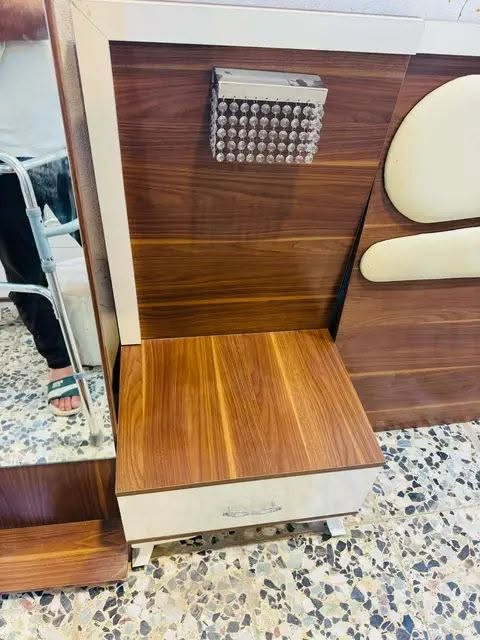 غرفه 8 قطع نضافه 100‎%‎ سعرهه بلاش 435 الف


**إذا كنت صاحب هذا الإعلان وتريد حذفه لأي سبب، رجاءا أرسل رسالة إلى الدعم الفني**