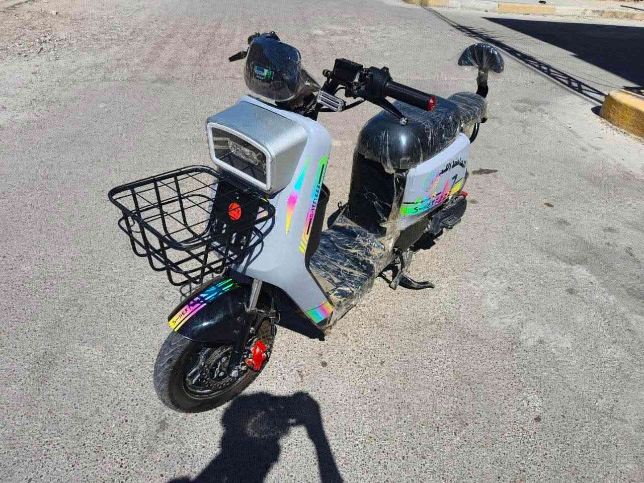 خمس بطاريات 60 volt
الملف  2000  واط
طرق التشغيل  بصمة تشغيل عن بعد +2سويج+2كارت
السرعة 100 عداد أربع سرع
نضام R الرجوع للخلف
المكان بغداد الحسينية 
رقم الهاتف *********** Colombo, Sri Lanka
