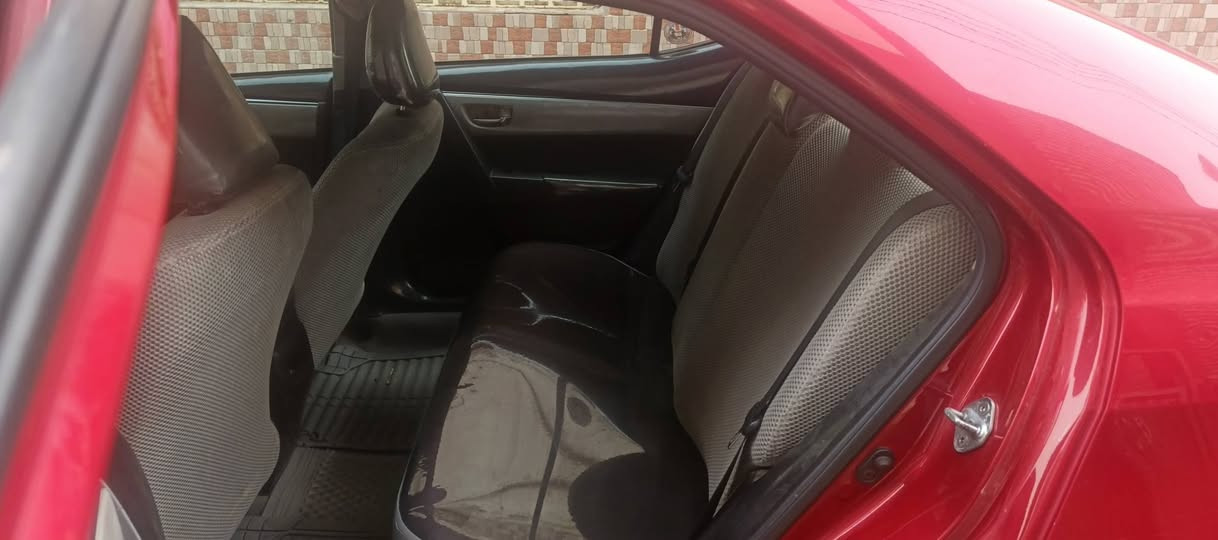 كورلا2019 وارد امريكي كلين فقط طلق ناري واحده الباب الخلف السائق بالتريشه حته ممصلحه مدوشمه عام بيهه بارد جاملغ عكس الامامي السائق داخل للعراق مكفوله من الحار والصبغ وبيهه رصعه ممصلحه  بالصندوق ماشيه 80 الف حقيقي وين مجان وديهه سياره مال بيت مكاني بغداد حي القاهره صارله 4 سنوات عدنه خير من الله للاستفسار ***********
