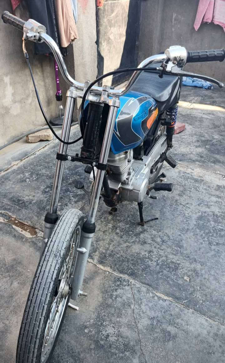 سلام عليكم دراجه اربعه كير للبيع كلك مديل 24مكان كربلاء دراجه نضيفه كلش***********
