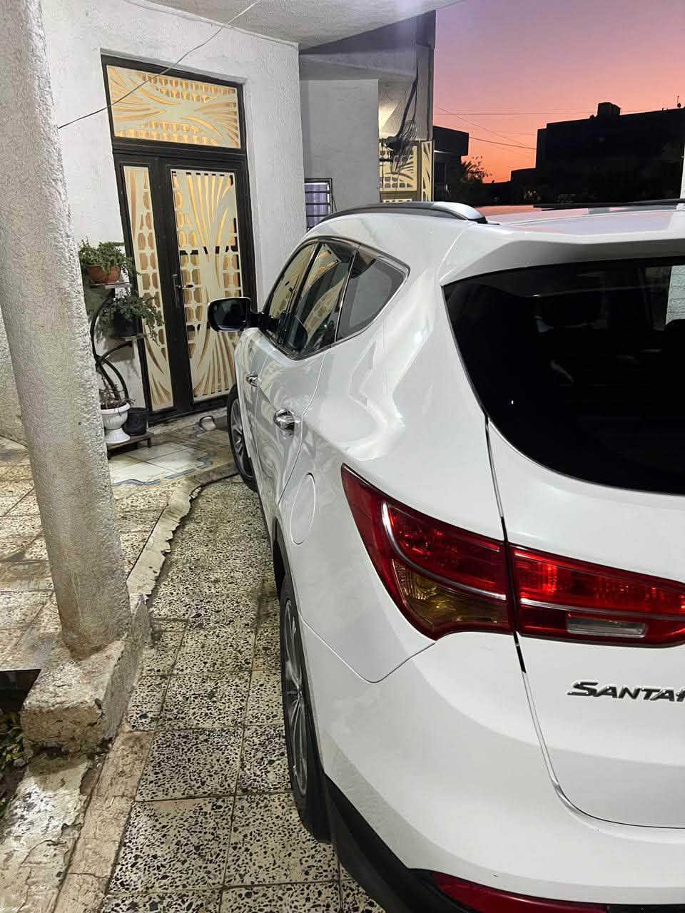 السلام عليكم للبيع سنتافي موديل 14 خليجي محرك v6بسمي. جهزا من كل النواحي. وسعرها 155 وبيها مجال رقم هاتف ***********
