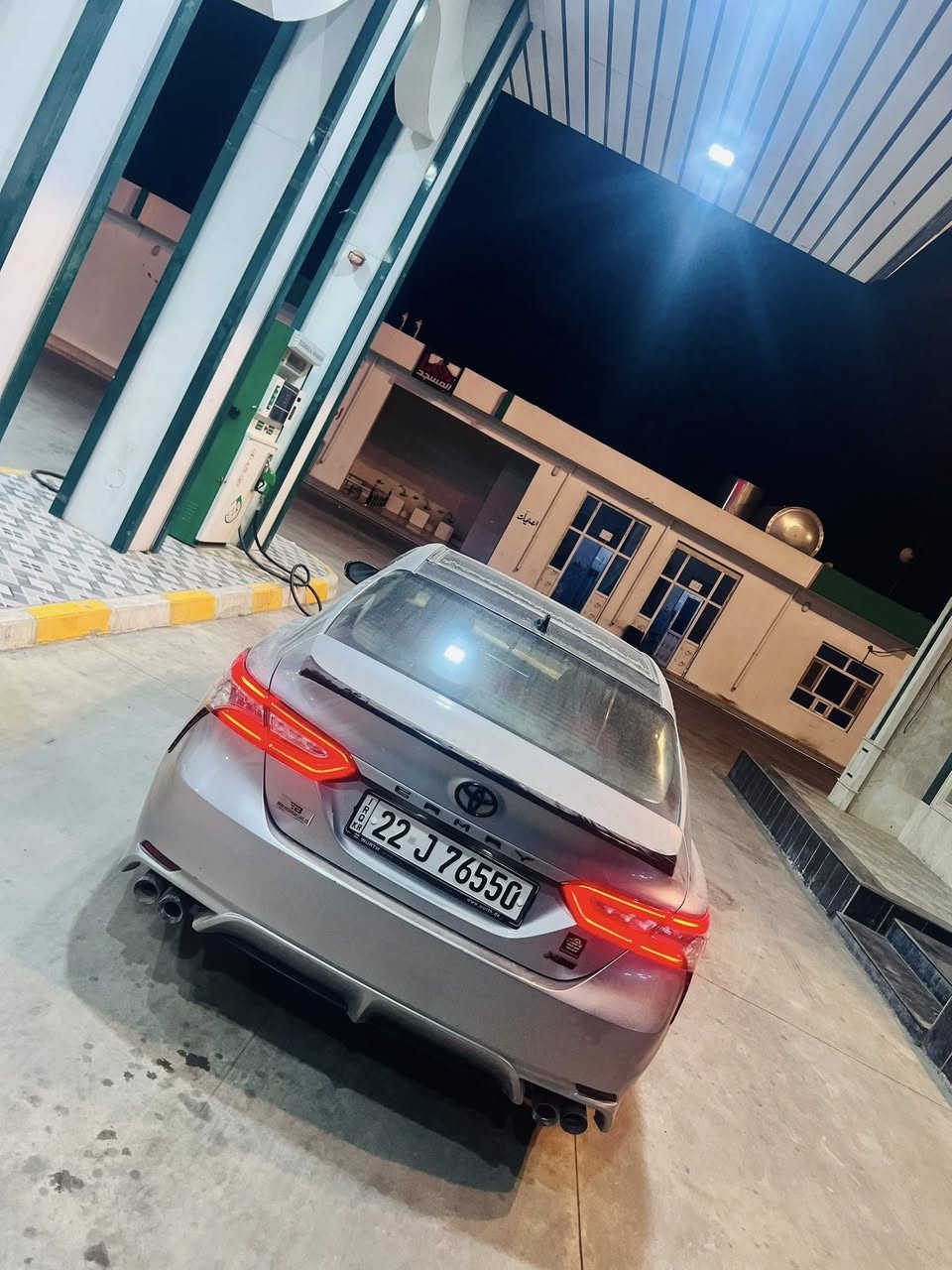 سلام عليكم .كامري 2020xse  فول مواصفات 1.1  
داخل احمر بلادي .
سياره جديده وانضف من الصور بهواي .. المحرك برغي ما مفتوح بي .كير + محرك .شرط ع الفحص ..
ضررها بارد خشم البنيد من كدام 3 اصابع فقططط بدون قطره صبغ .. 
سعر 215 وبيها مجال بسيط .
***********
