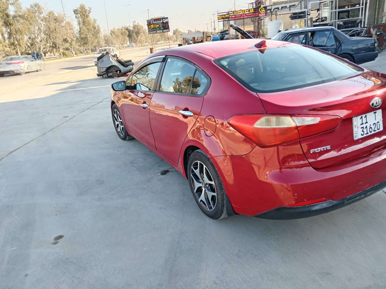 للبيع
فورتي 2015 رثم بغداد. دولي 
بيه مكانت صبغ ابيع احزام. مكينه وكيره خير من الله تبريد شغال. سياره كامله. مكان بابل المسيب. 
السعر 103 وبيه مجال. 
***********
***********
