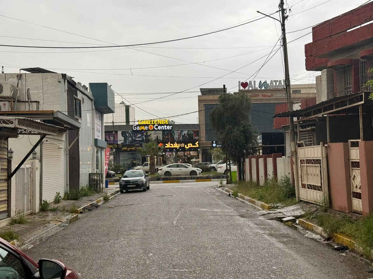 عقار للبيع
مساحه ٢٠٠ متر 
واجه ١٣.٨ متر
خلفه تجاري من طرف شارع القدس
و من طرف طريق بغداد خلف دجاج كهرمانه
طابو باسم شخص واحد 
عقار هيكل بي اعتبار كاع
للاستفسار الاتصال على الرقم
***********
