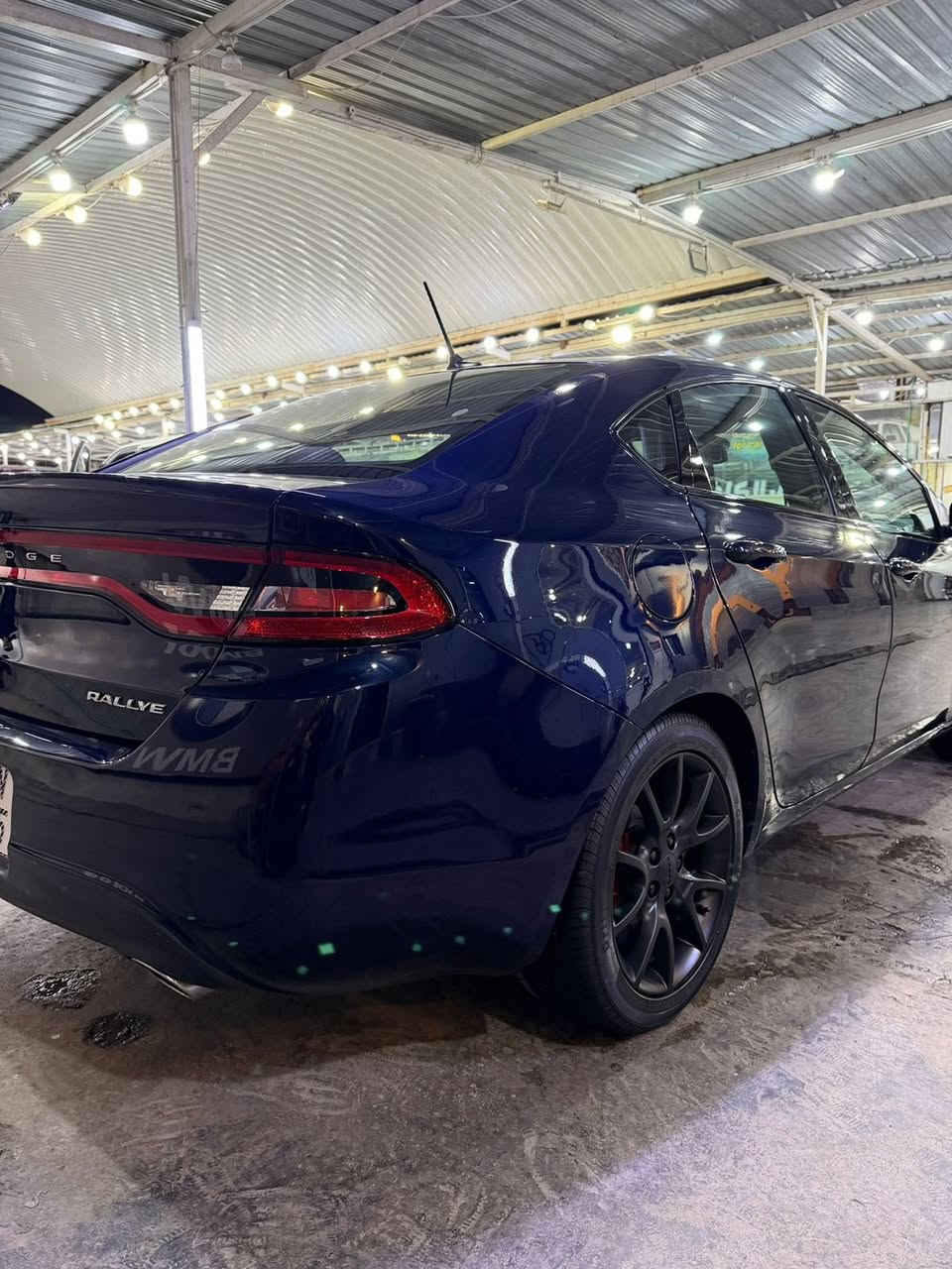 السلام عليكم ورحمة الله
دوج دارت للبيع 
2016 سنويه وهزه وارقام جديده
حادثهه قطعه وحده جاملغ بدون دواخل
ماشيه 70 الف حقيقي
فئة مالتهه رالي محرك 2400 المرغوب
جاهزه السيارة على اخر حبايه 
حداديه وكماليات كلشي بيهه جاهز 
كير ومحرك مكفولات 
تخم تايرات جديده 
السعر 93 ورقه وبيهه مجال
مكاني بغداد الكاظمية 
***********
انمار ابو محمد
