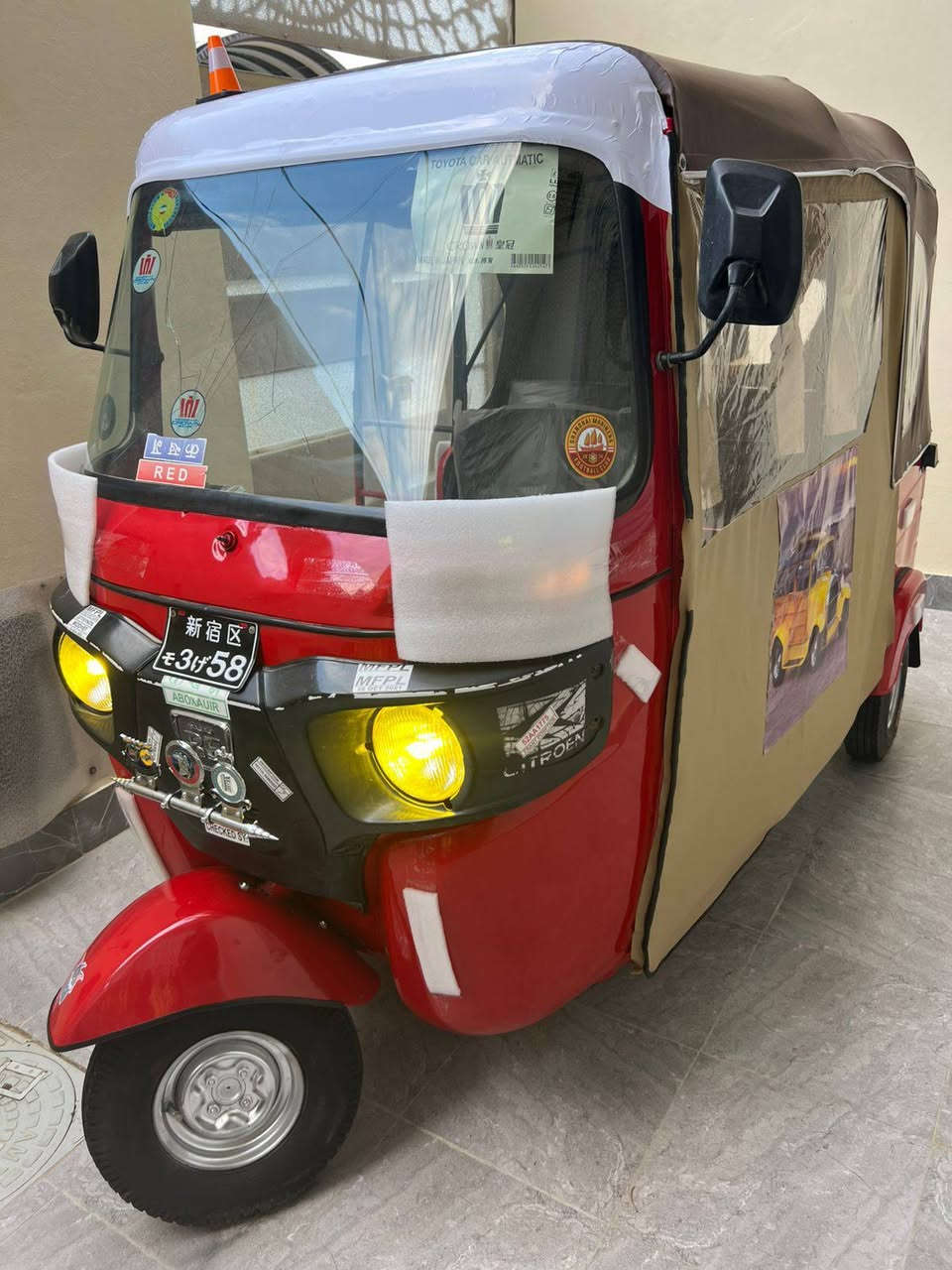 سلام عليكم تكتك بجاج اهندي اوراق بسمي موديل 2017طالعه بل18مكينه مجفته شركه مال 20 تخم تاير جادر دوشمه كهربائيات كله شغاله سبع قطع تكتك خير من الله السعر3600بيه مجال بسيط المكان كربلاء رقم الهاتف ***********
