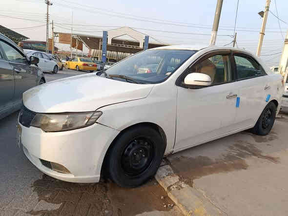 سلام عليكم سيراتو 2011 رقم اربيل وكاله تحويل مضمون 100%  بصمه تحكم ستيرن جام كهربائي مري كهرباء جاهزه سعره 65 شراي يتصل ***********
