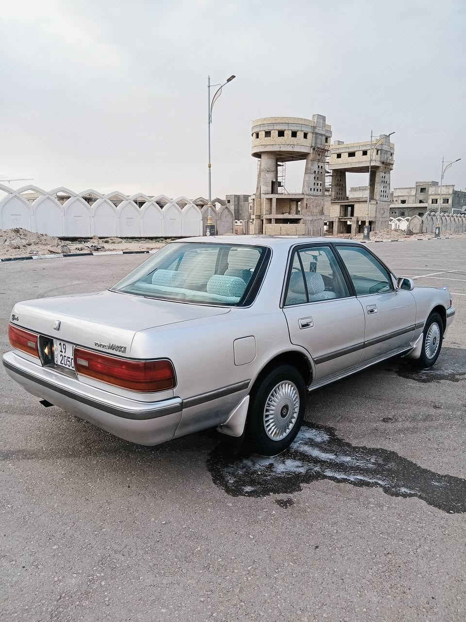 السلام عليكم سياره مارك تكم مديل 94رقم كربلاء انكليزي الجديد سنويه ل31سياره مكفوله من ضربه وكصه ونقل جثه فقط صبغ عام للجماليه كير ومحرك وكسن جديد تخم تاير حداديه جديده كهربائيات كله شغاله ريمون سنتر لوك مازدات سكنات بك لايتات حته دكمه الاوفر ترجيع نمره شغال  دواخل جديده دشبول ايسر بلادي تبريد شغال ثلج سياره موجوده بكربلاء السعر 62وبيه مجال قليل ***********  : ***********
