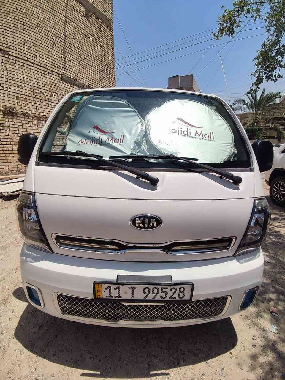 السلام عليكم 
كيا حمل موديل 22  نثية 2700سيارة بسمي سنوية ال 27 كفالة عامة نضيفة جدا استعمال بيت ماشية81 الف
تدفئة تبريد شاشة السيارة مدوشمة عام نحلة 
سعرها ١٤٠ ورقة وبيها مجال قليل 
***********
العنوان بغداد للبنوك
