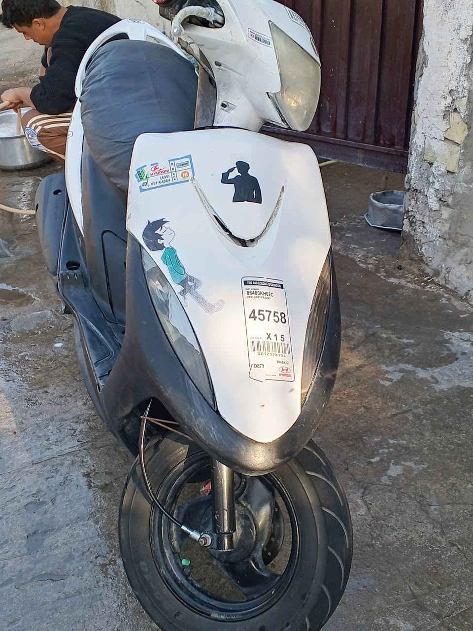 السلام عليكم دراجة ماكس عدله لبيع دراجة خير من الله مكينة مامفتحوحه كلشي شغال سلف هندر المكان بغداد الدورة متواجد عل نت ***********7/سعره 500بي مجال
