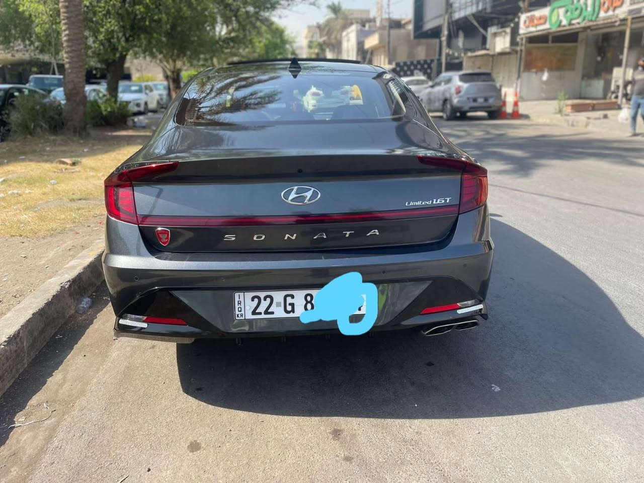 السلام عليكم ورحمة الله وبركاته سوناتا رقم اربيل موديل 2022 فول مواصفات لمتد معروفة مواصفاتها  بأسمي للبيع او مرواس حسب القناعه ماشية 80 الف كيلو متر وليس ميل للاتصال *********** واتساب السعر 19 ونص وبيها مجال  حادثها باب خلف السايق بدون ايرباك السيارة مكينة 1600 توربو 
  صور الحادث مرفقة بالمنشور مكان السيارة بغداد
