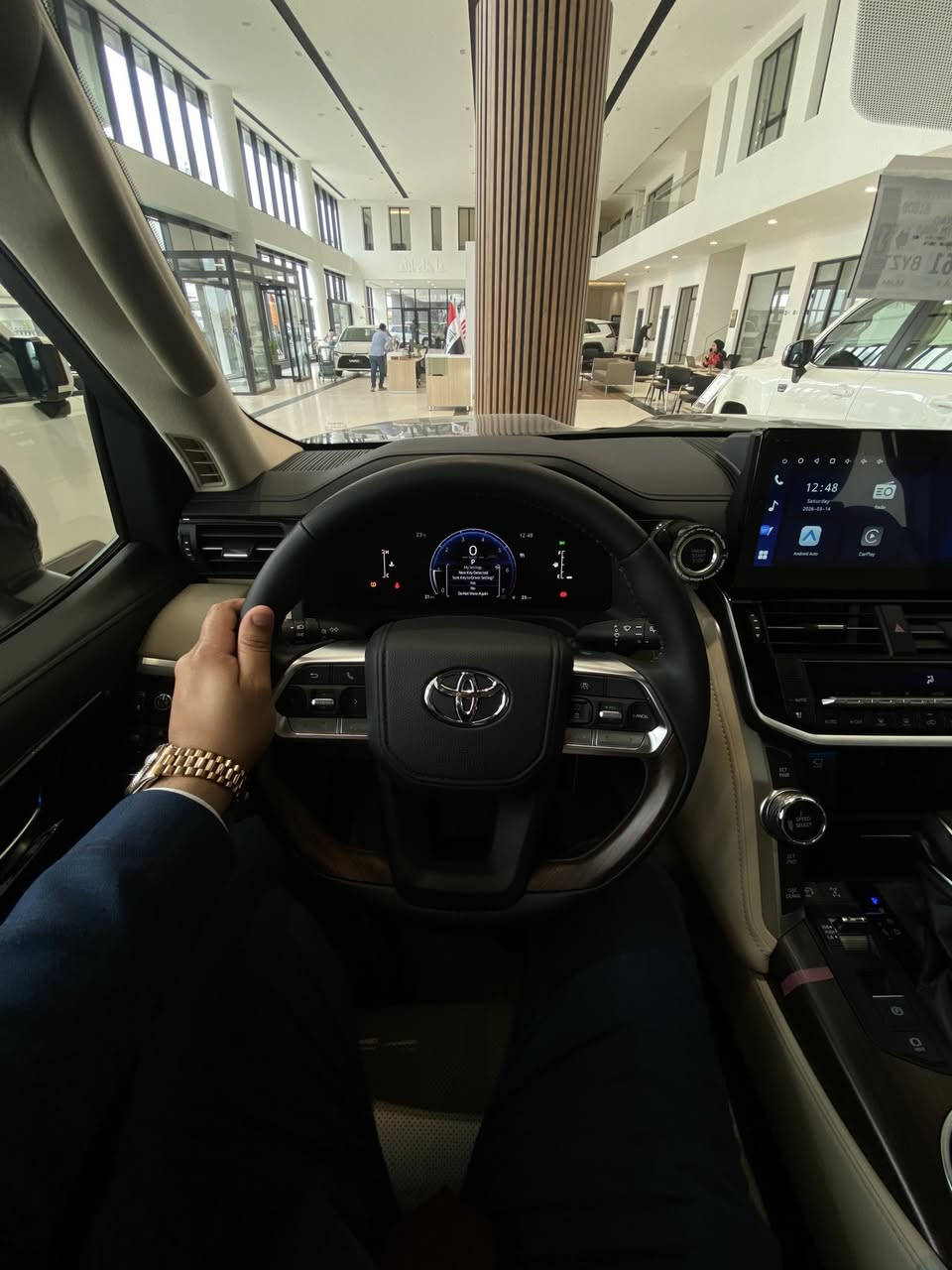 لاندكروزر gxr high limited black edition
السيارة موديل ٢٥ زيرو للبيع 
مواصفات السيارة 
فتحة سقف
مقاعد جلد
نظام سلامة تويوتا الجيل الثالث فول رادارت 
كامرات ٣٦٠ درجة 

للبيع للاستفسار التواصل عبر الرقم التالي
***********
