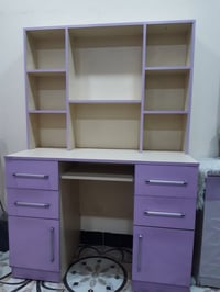 مكتبة للبيع • روناكي • قابل تفاوض