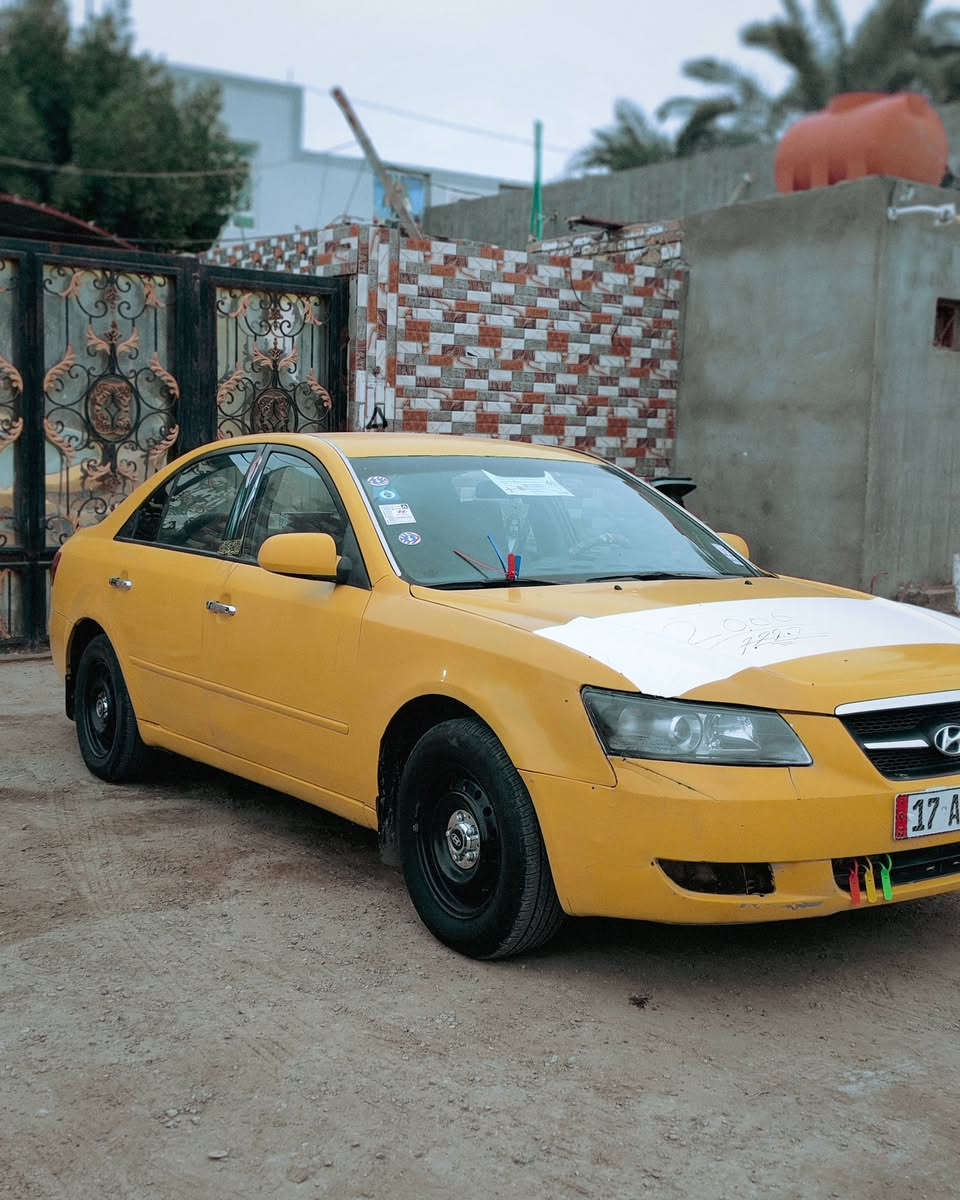 السلام عليكم للبيع او مراوس  سوناتا 2006 خليجي محرك 2000 كير عادي رقم مثنى الجديد تحويل مباشر مصفره هيئه وغرامات كير مكينه حداديه تخم تاير وتبريد شرط السعر 78 وبيه مجال  ***********
