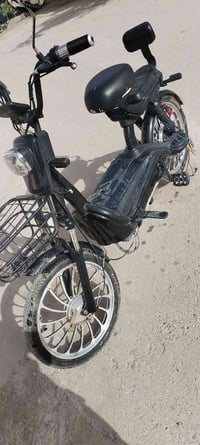 خمسة باتري • باتري كبير • بدون عيب