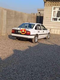 فكترا للبيع موديل 92/كير عادي حجم 18/ بيها كاربون بنزين  داخلة كمرك وك...