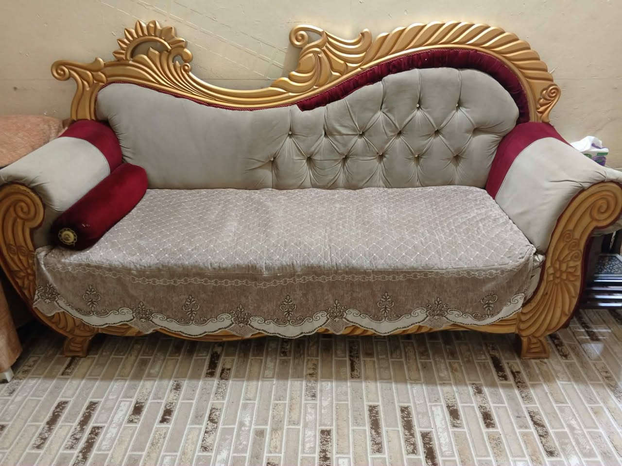 السلام عليكم تخم اللبيع  مكاني مفرق سده رقم*********** سعر ٢٥٠وبي مجال
