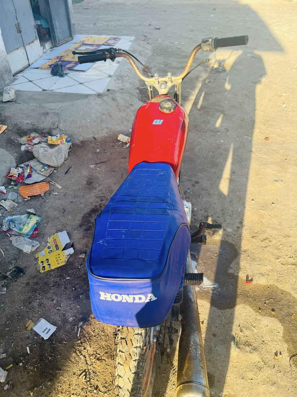 ‏سلام عليكم دراجة للبيع دراجة بيها صوت بمحرك السعر 200 ‏المكان بصره 5ميل *********** ￼￼
