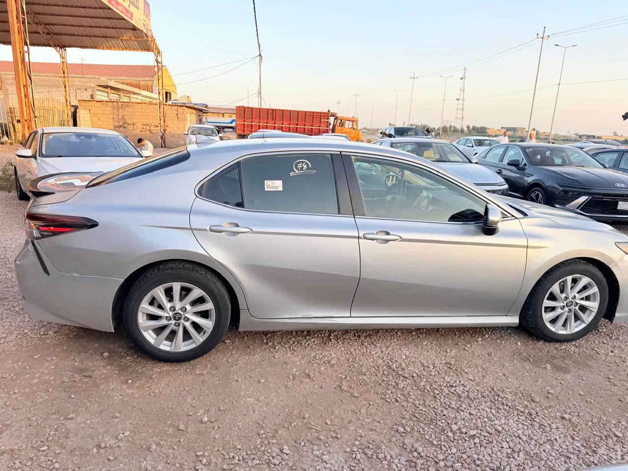 #يالله تيوتا كامري موديل 2022 امريكي 
مرقم مثني معوقين وكاله عامه من المالك 
بسم المشتري مباشر موصفات واضحه 
الضر تبديل بنيد فقط الـسعر 150$ 
تـفاصيل واتـساب (***********) 
موجوده المثني الرميثه

