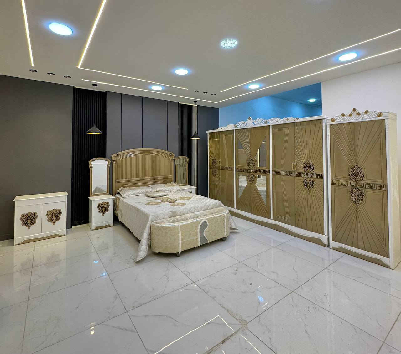 السعر // مليون و300 الف فقط
شغل عراقي 

🔅تفاصيل الغرفة المرمري  ....

 خارج ٤ملم ام دي اف 🔺
وداخل معاكس ٣ملم 
صبغ حراري  درجة اولى 

عدد القطع  ٧ قطع 😍
🔺1 //جرباية  قياس  ١٦٠ × ٢٠٠ 
🔺//ميز جانبي ايسر قياس ٥٠
🔺2// وميز  جانبي  قياس ٥٠
🔺3// زاوية ارتفاع مترين عرض ٨٠
🔺4// وميز بلازمه  
🔺5//وميز مراية ارتفاع مترين عرض ١٢٠
🔺6// وكنتور ٦ باب  ارتفاع مترين و١٥ طول ٣ متر و١٥

القطعه الثامنة حسب الطلب شازلون
سعرها ٥٠ الف ❤️

(توصيل مجاني مركز بغداد )
التوصيل يشمل الشد مجاني 🔥
متوفر توصيل لجميع محافظات العراق 
للحجز والاستفسار مراسلت الصفحه


**إذا كنت صاحب هذا الإعلان وتريد حذفه لأي سبب، رجاءا أرسل رسالة إلى الدعم الفني**