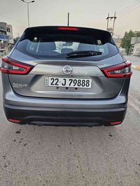للبيع فقط نيسان روج سبورت موديل 2021 مكينه 4 سلندر حجم 2000 تنفس طبيعي...