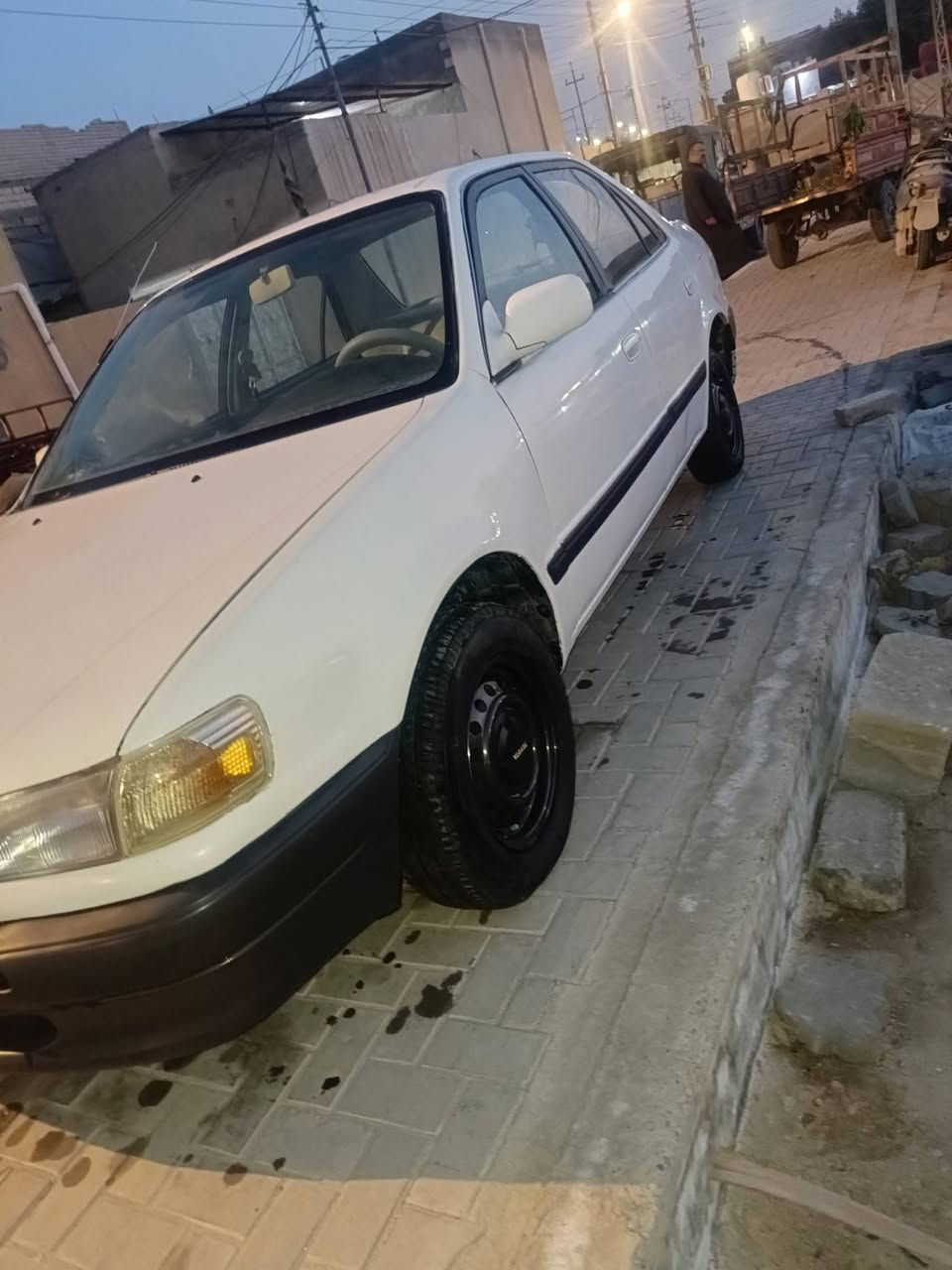 السلام وعليكم كورلا موديل 95 سياره جديده مكفوله من الضربه عضمته كلش حلوه گير ومحرك توه شادهن مرشوشه جماليه فقط ورقم بصره وراعيها يريد تحويل سعرها 45 وبيها مجال بصيط ومكاني زبير ***********
