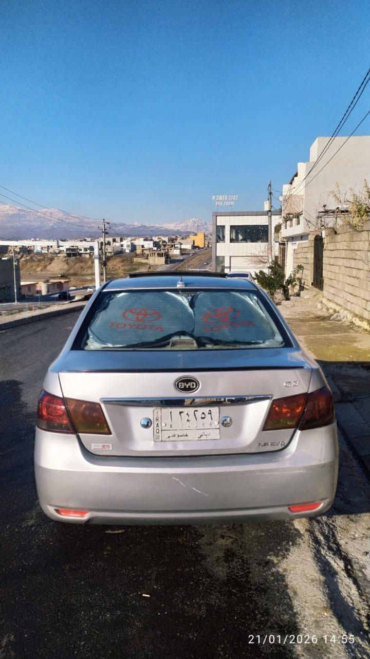 بە ناوی خودای گەورە و میهرەبان
💥بیوایدی جی سێBYD G3

🔹 مۆدێل: 2013

🔹 گێڕ: ئۆتۆماتیک

🔹گێڕو مەکینە بیکاشۆی یابانی بەشەرتی فیتەر

🔹 ڕەنگ: ڕەساسی

🔹 ڕەقەم: دیالە.سەنەوی پلاستیکە

🔹 ئەوەلیات و عاسیبە: بەشەرت

✔️ پاکانەی هەولێر ماوە بیکەیت

✨ تایبەتمەندییەکان:

✔️عیزام سبوغە 

✔️ جەمپێکی پێشەوەی هەیە

✔️ 4سەماعەی نوێ بۆ بەستراوە

✔️4تــاو ویلی لۆک لۆکی لەژێرایە‌🔥

✔️ ABS

✔️ شاشەی ئایپاد زەمانی شاشەی ماوە

✔️ سوکان ڤۆلیۆم

✔️سڵایتە

✔️هەزەی بۆ کراوە

✔️سویجە سیارەکە

✔️ ئاوێنە کارەبایی

✔️ 4 جام کارەبایی

✔️ لایت زینۆنی سپی وەک بەفرە

✔️ ئاوێنە ئیشارەت

✔️ تەبریدی گەرم

✔️بەس کۆمپلێسەری ماوە بۆببەستی

🔧 چاکسازی و گۆڕانکاری:

✔️ ڕۆنی گێڕ، مەکینە و پاوەر تازە گۆڕاوە

✔️ ئەنتی‌فریز تێکراوە

✔️ ڕادێتەری نوێ بۆ بەستراوە

✔️ سۆندە و ڕادێتەری هەموو نوێ

ℹ️⚠ تێبینی:

– بەهۆی تەرهیمات گیچی بەنزین، کیلۆمەتر ئێستا ئیش ناکات، بەڵام بە ئاسانی چاک دەبێت

📍 شوێن: سۆران
نرخ:💥
📞 پەیوەندی: ***********
