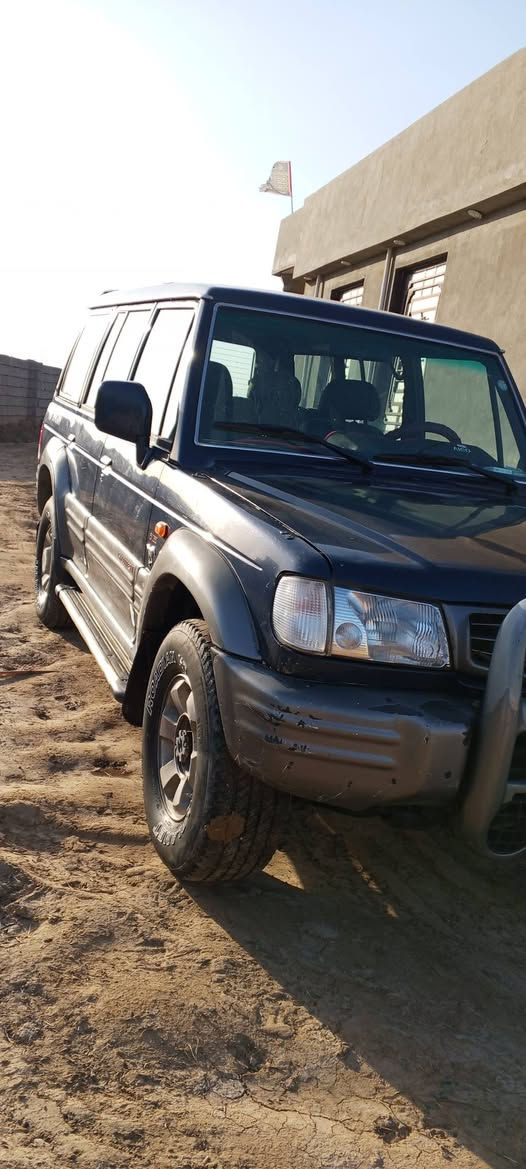 سلام عليكم سياره للبيع نوع كالوبر موديل 2002 رقم ***********
