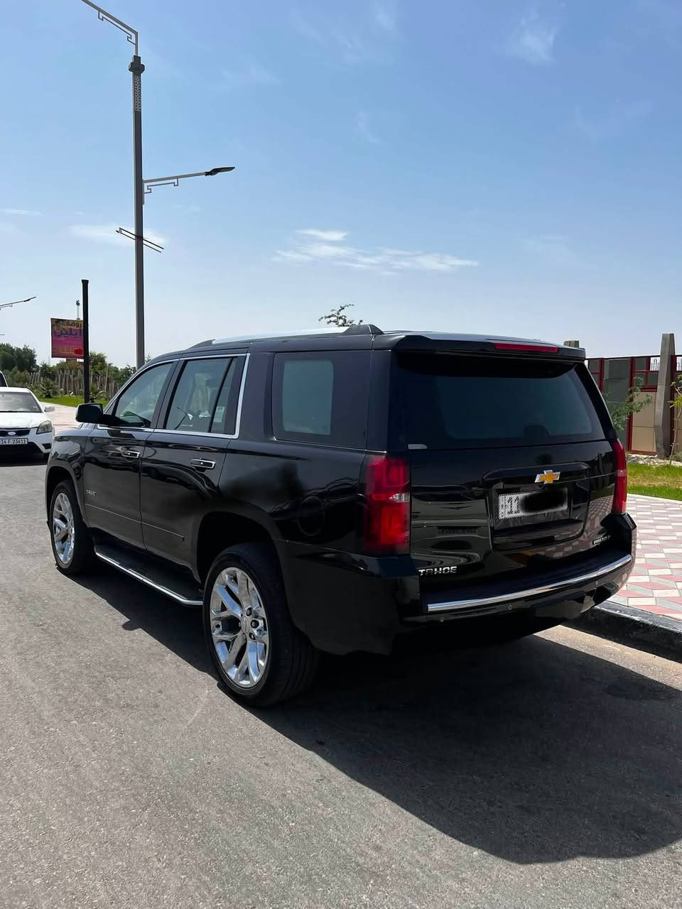 للبيع ‏ CHEVROLET  PREMIER
تاهو (2019) بريمير خليجي وكاله المنصور 
المواصفات                       
فول مواصفات ١/١
٨سلندر
سلايد(فتحة قمارة)
كراسي جلد اصلي
كراسي اثنين كهرباء
كراسي هزار(عند اقتراب السيارة من اي شي)
كراسي خزن(ميموري)
كراسي(تدفئة+تبريد)
كراسي خلفية كهرباء
كراسي خلفية تدفئة
تبريد خلفي شاشة
شحن الهاتف لاسلكياً
رادار امامي وجانبي
كروس سرعة
داتا شو DATA SHOW
٣ بصمات
فول تحكم استيرن(جهتين امامي+جهتين خلفي)
استيرن كهرباء
استيرن تدفئة
شاشة عرض الاعطال
صندوك كهرباء(شفط)
نظام السير على الخط
دبل كير(عادي+اوتوماتيك)
دبل حساس(امامي+خلفي)
نظام تحكم بمستوى الضوء الداخلي
مانع تزحلق
پدل كهرباء(تحكم كهربائي بالبريك والبانزين)
فور ويل
شاشة امامية كبيرة اصلية
شاشة خلفية DVD اصلي 
كامرة خلفية 
تشغيل عن بعد
قاصة سرية
دوسات كتابة CHEVROLET
اشارة بالمري
مري كهرباء(شفط)
لايت عدسة زنون
لد امامي
سستم_صوت
داتاشو كبيره 
كيجات ديجتال 
موصفات لبريمير بعد
العنوان البصره 
للاتصال / ***********
