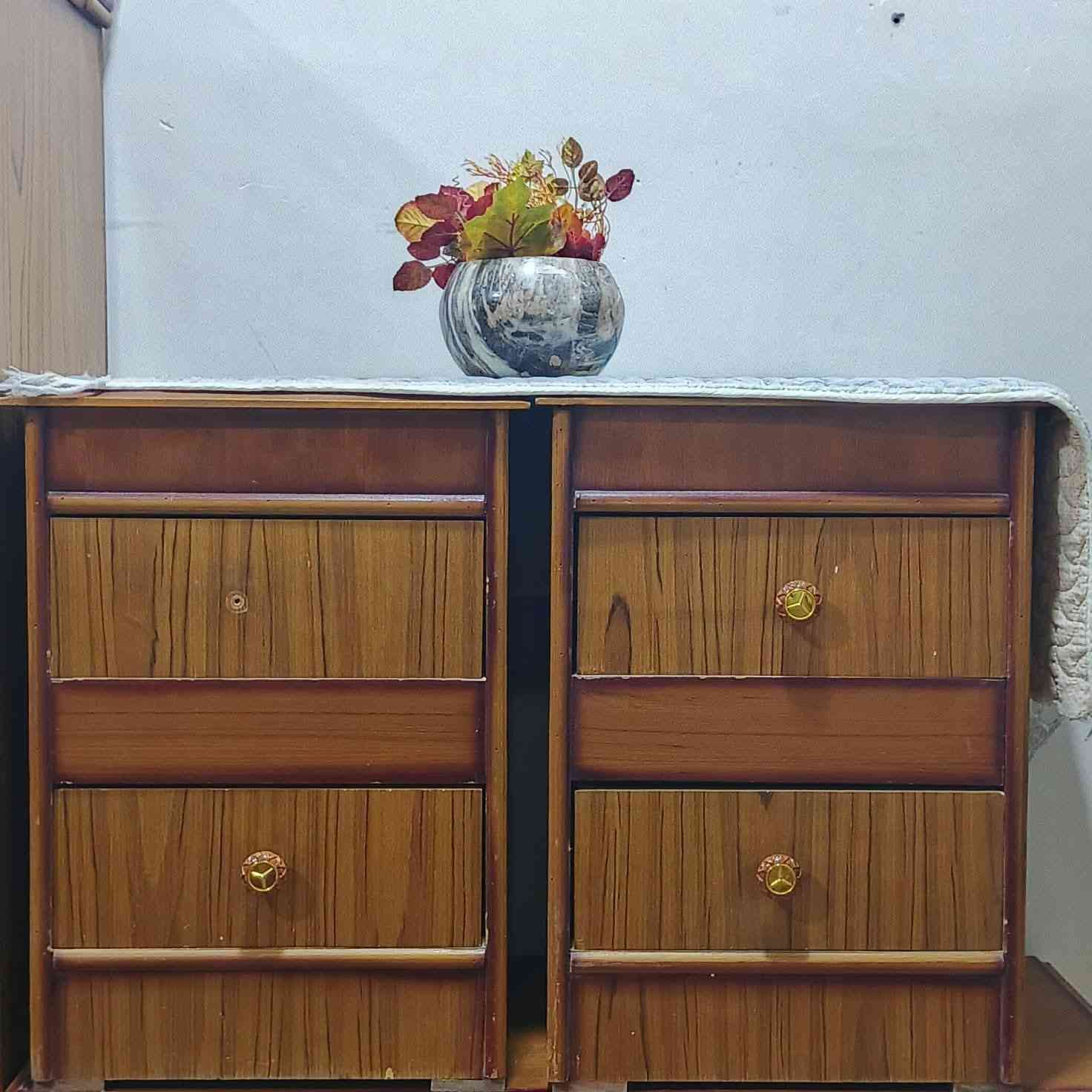 خمس قطع صاج وجه وكفه ميز مرايه ولزاويه وبعد ميز همين جبير مال بلازمه تكرم الاحذيه وثنين وكومديات سعر ١٣٥


**إذا كنت صاحب هذا الإعلان وتريد حذفه لأي سبب، رجاءا أرسل رسالة إلى الدعم الفني**