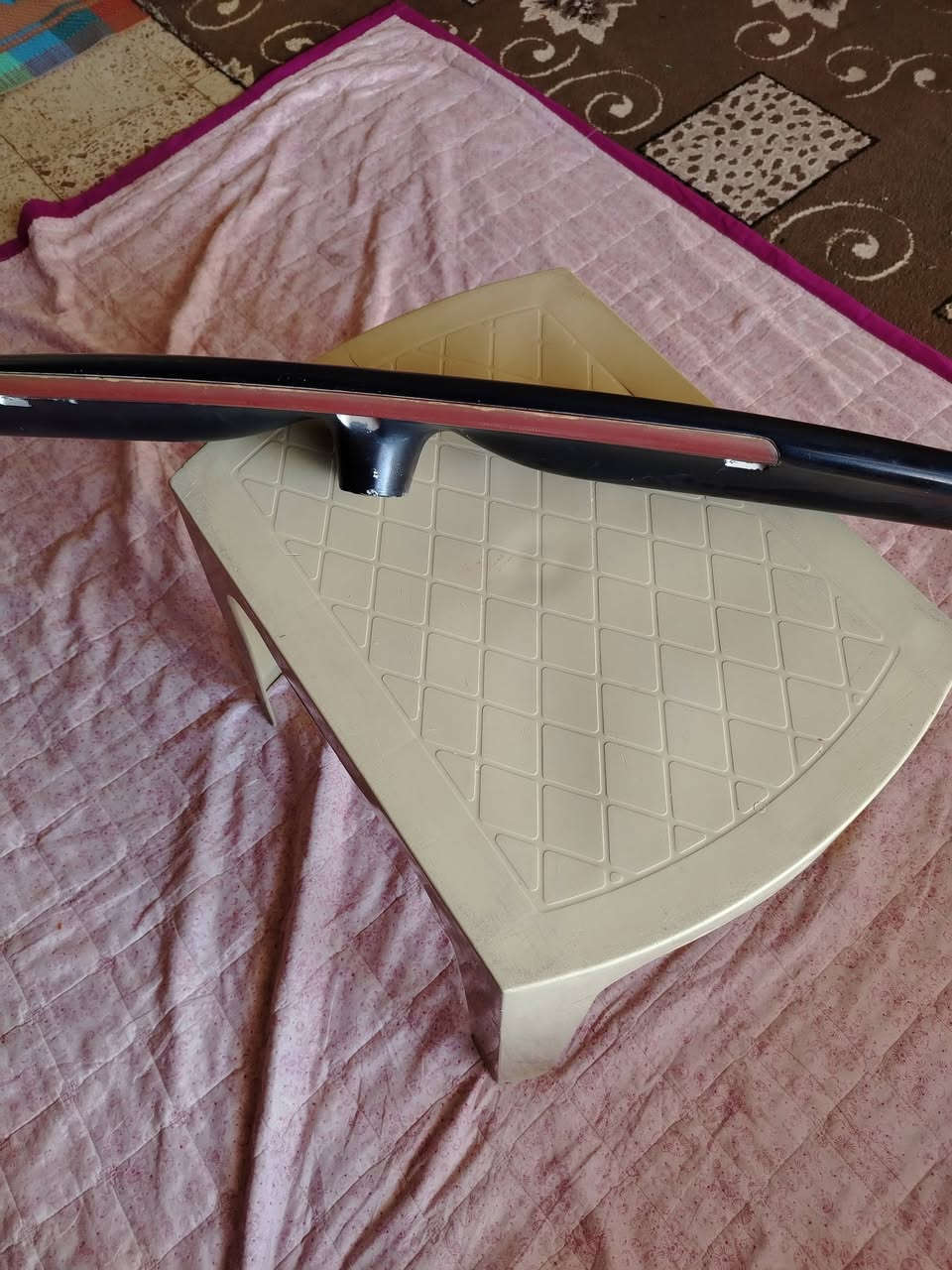 للبيع سعر ٣٠ الف ديالى منصوريه شط ***********
