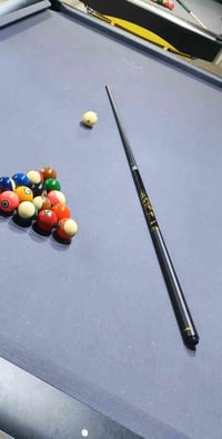 كيوب كاربون فايبر اصلي  +جنطة اصلية +كف +جوك امريكي مستخدم قليل نضافه ...